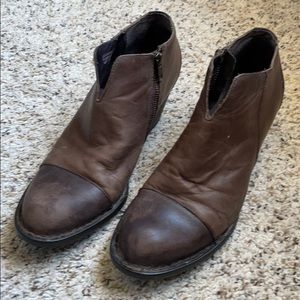 Born Leather booties